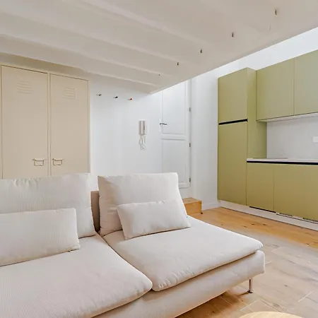 Neuf Avec Mezzanine - Centre Apartament *